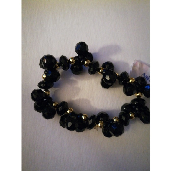 Black Beaded Elastic Bracelet - Picture 3 of 3